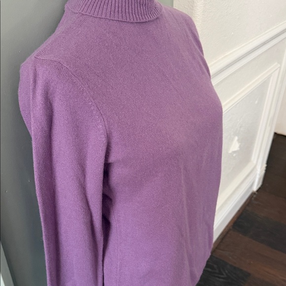 Cashmere 100%Women's Purple Turtleneck Sweater - Picture 3 of 14
